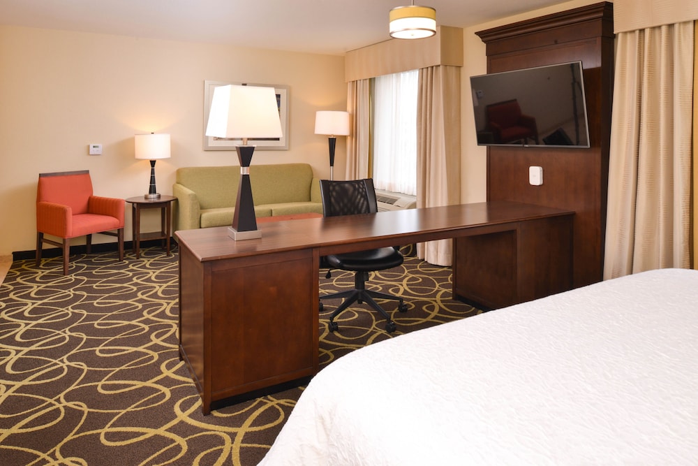 Hampton Inn Omaha Midtown Aksarben Area - photo 8