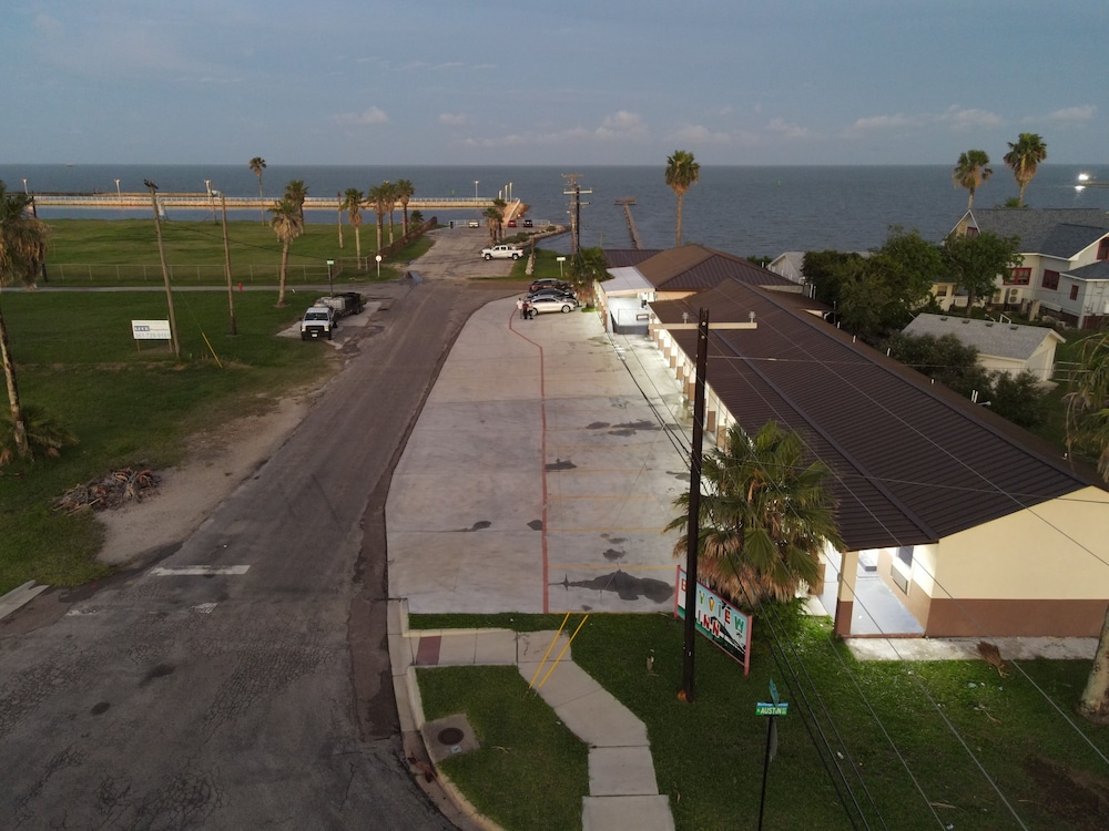 Bay View Inn - photo 18