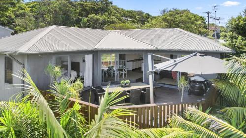 A Grand Beach Retreat — hotel in Booker Bay