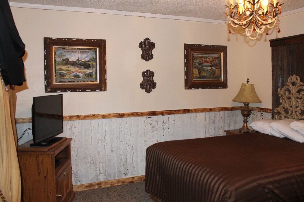 Black Bear Motel - photo 54
