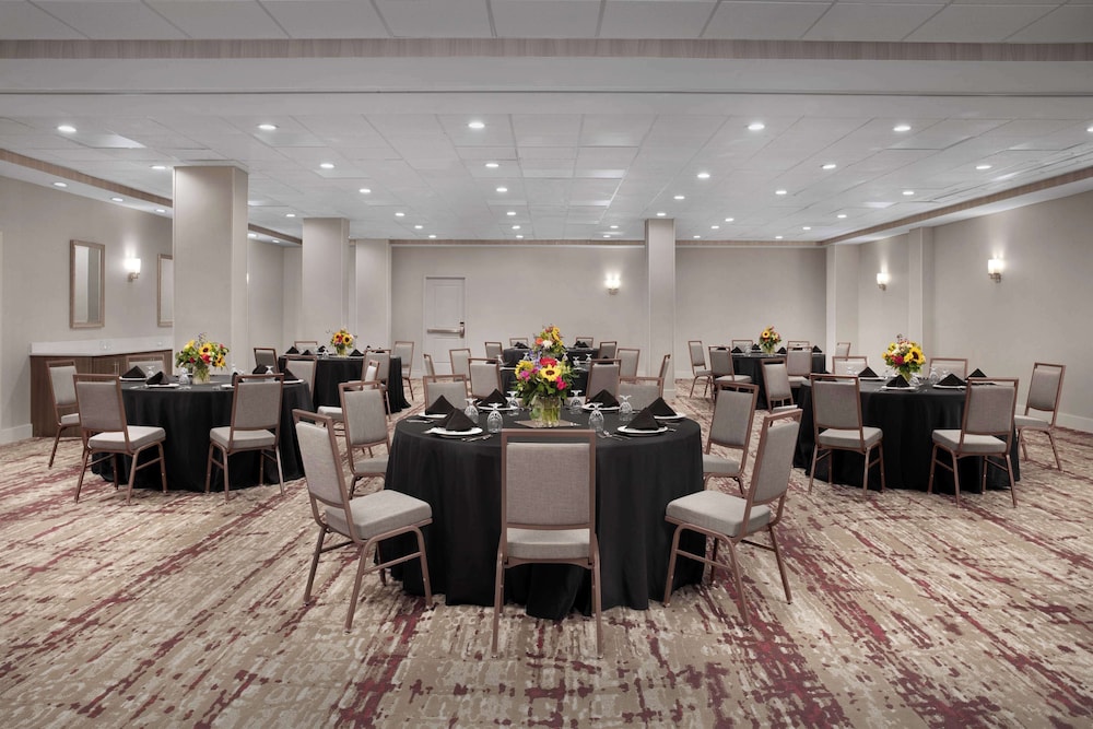 Hilton Garden Inn Philadelphia Ft. Washington - photo 45