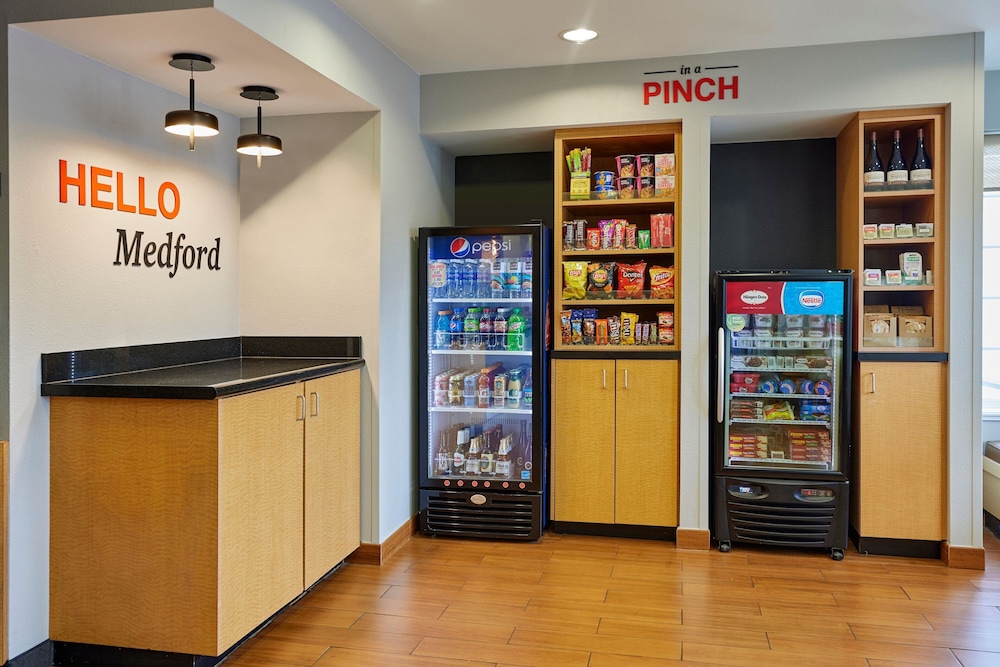 TownePlace Suites by Marriott Medford - photo 24