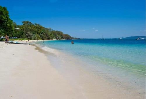 Tranquility Shores 500m to Dutchmans Beach in Nelson Bay, Australia
