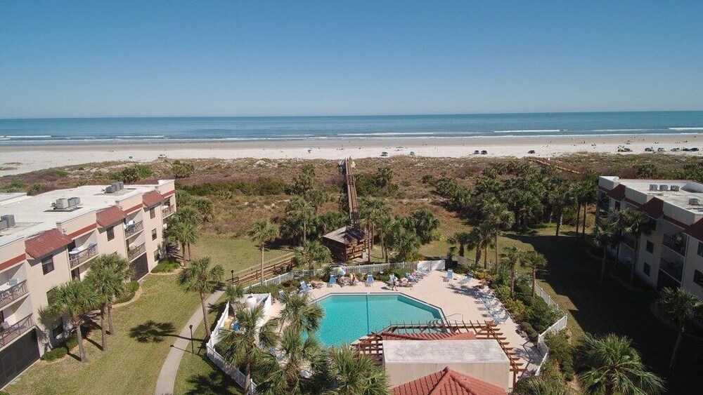 Ocean Village Club O35 - photo 24