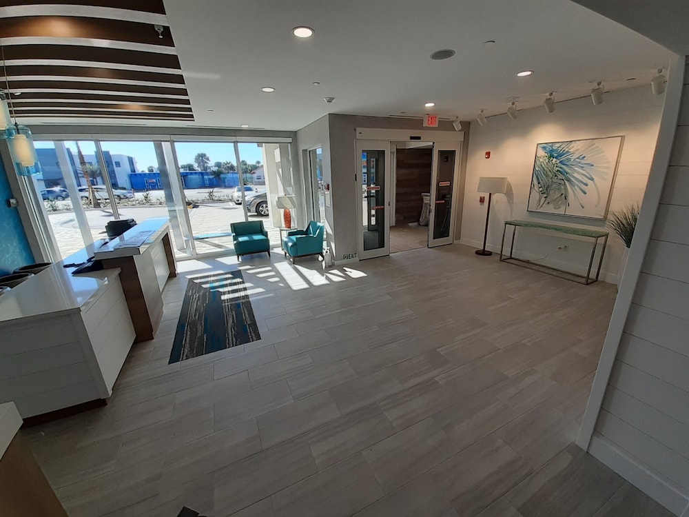 Home2 Suites by Hilton Ormond Beach Oceanfront - photo 2