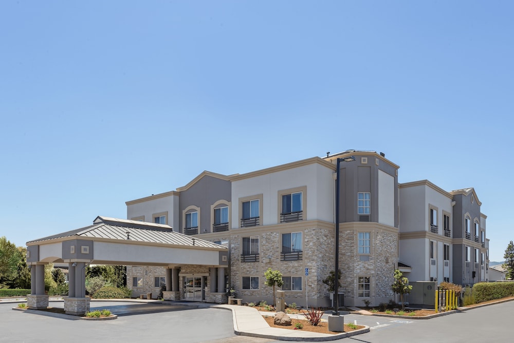 Holiday Inn Express Hotel & Suites San Jose Morgan Hill by IHG — hotel in Morgan Hill