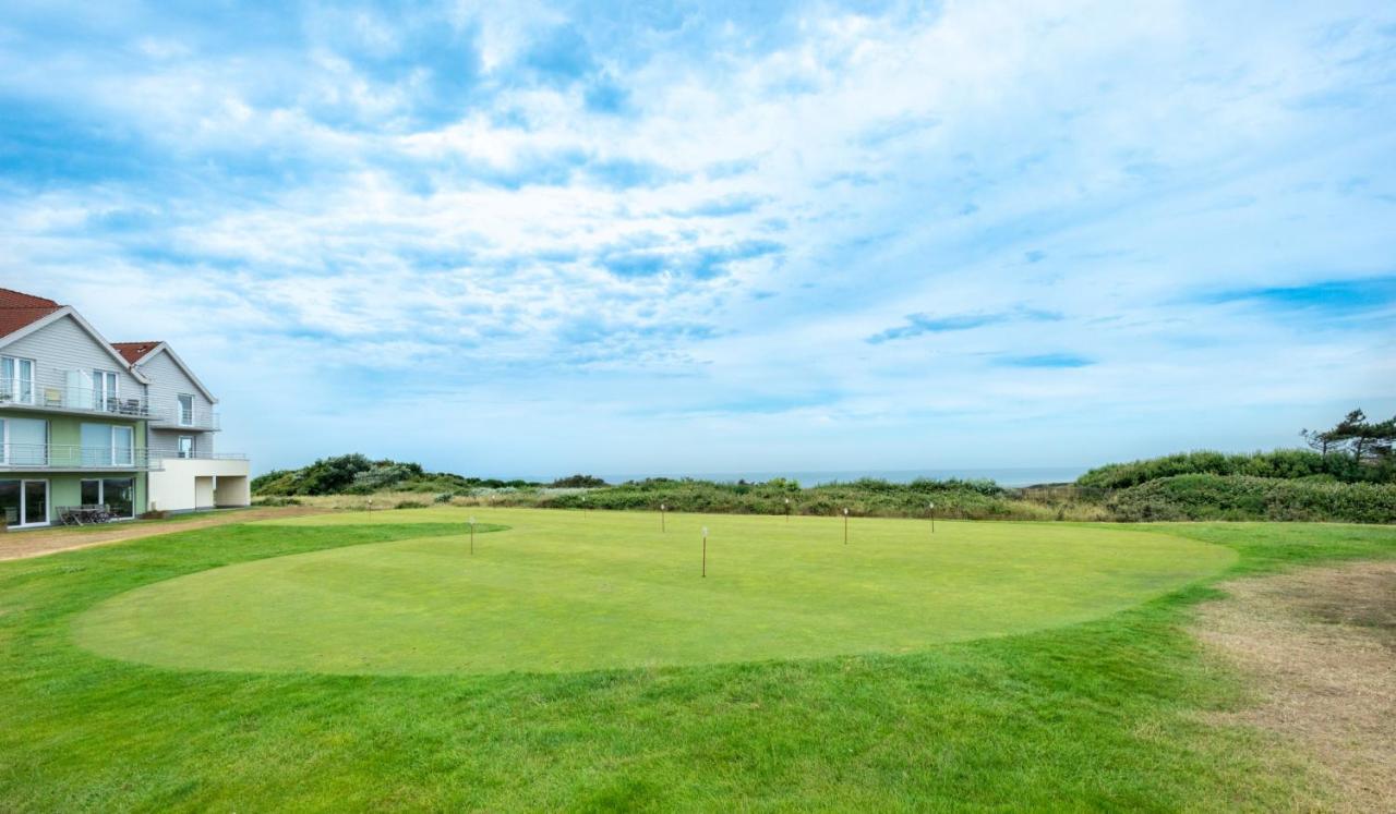 Vue sur mer dunes et golf — 4-Star Luxury Hotel in Wimereux, France