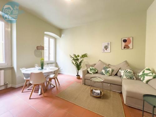 Cadorna 14 Tirabora Short Rent — 4-Star Luxury Hotel in Trieste, Italy