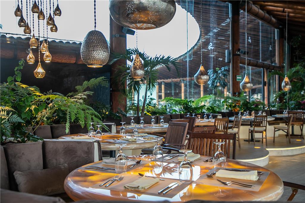 El Santuario Resort Restaurant Naha