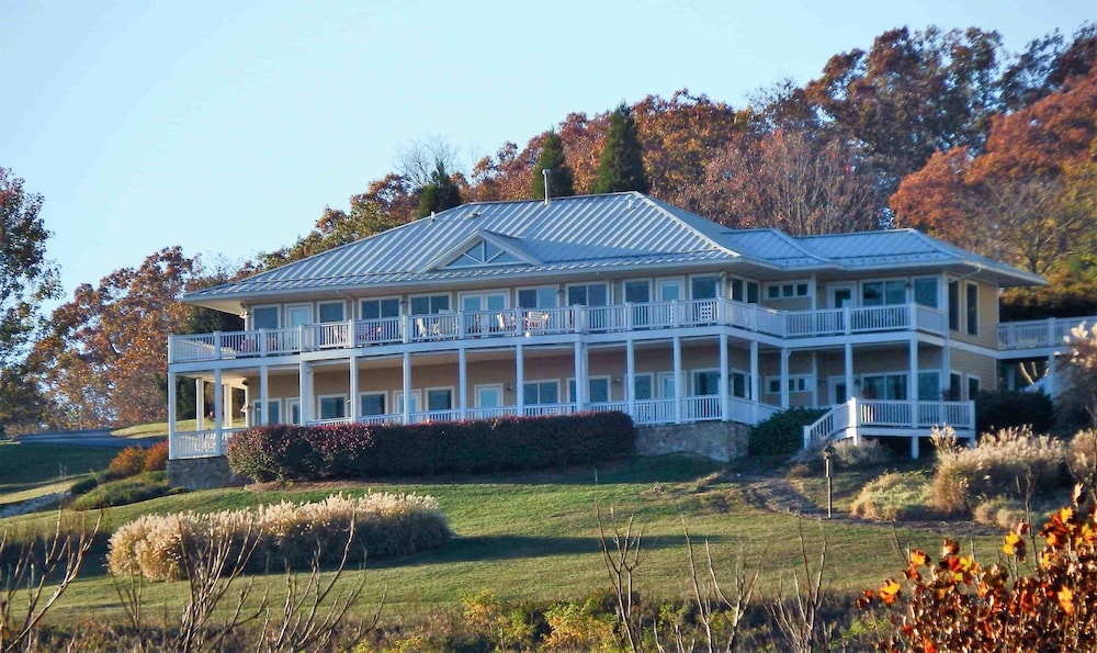 Inn at Riverbend - photo 31