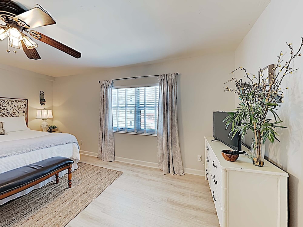 Regency Towers by Southern Vacation Rentals - photo 34