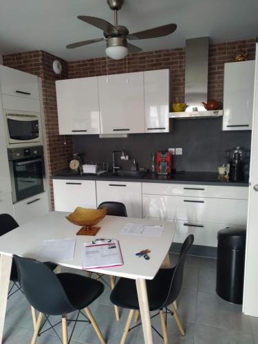 Les Salins a Sete Proche Plages in Sete, France