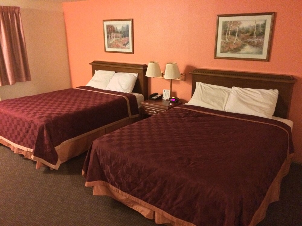 The Varsity Inn North - photo 7