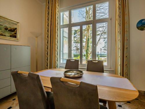 Strandvillen Binz Ferienwohnung mit 2 Schlafzimmern SV 704 — 4-Star Luxury Hotel in Ostseebad Binz, Germany