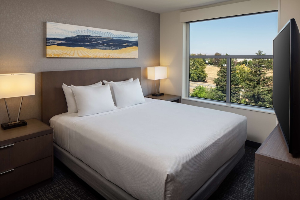 Hyatt House Vacaville - photo 15