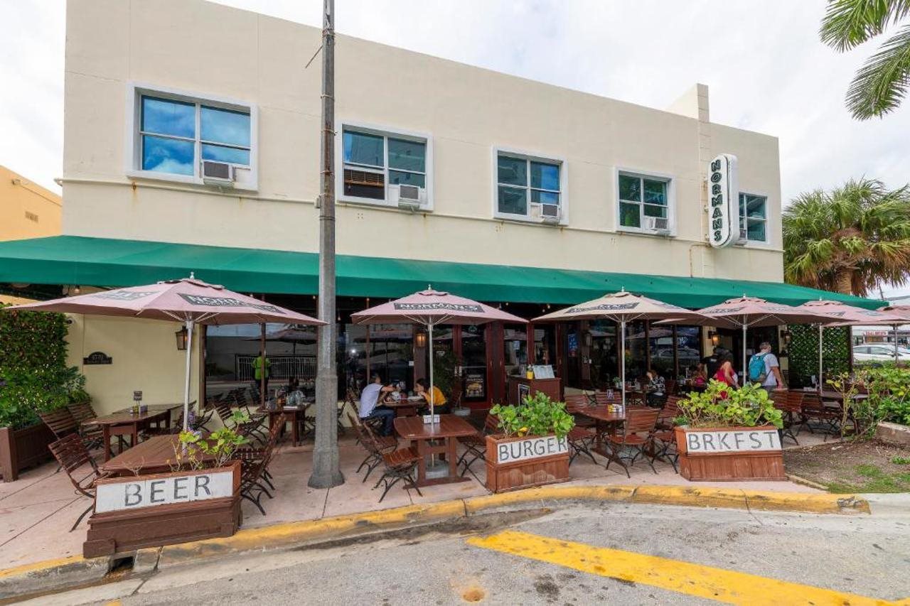 Norman's Hotel and Dining - photo 2