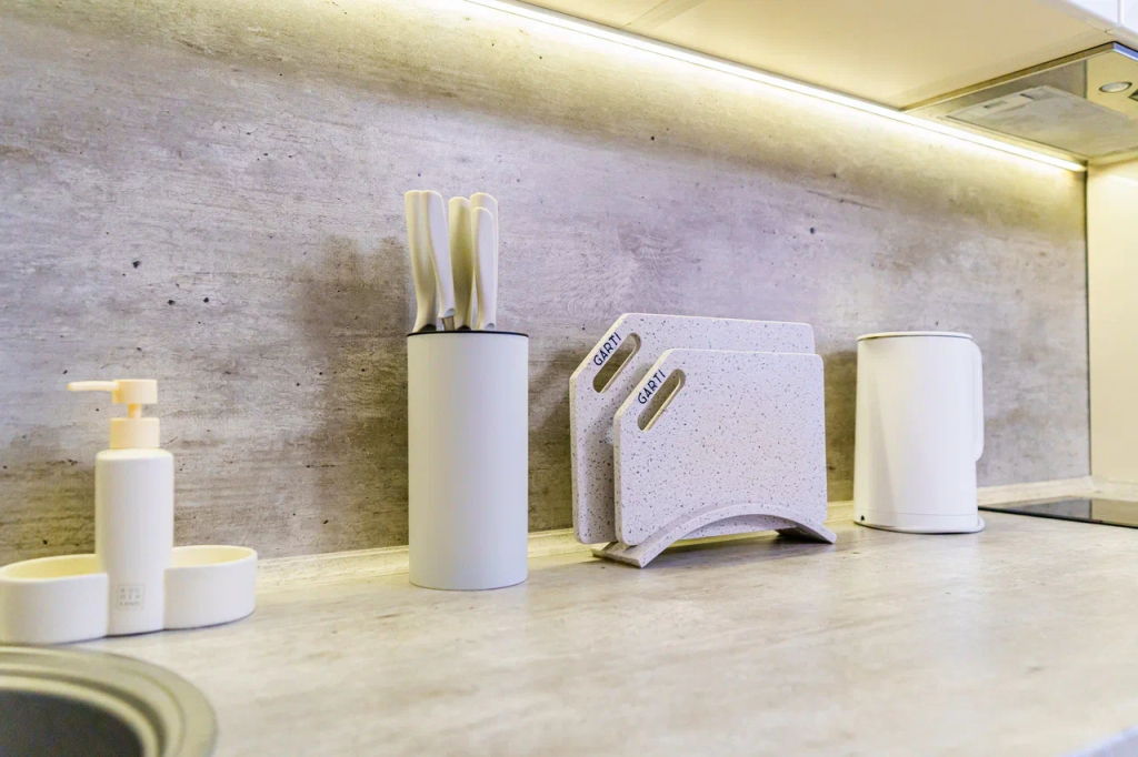 LetoApart na Dzerzhinskogo 231 in Novorossiysk, Russia