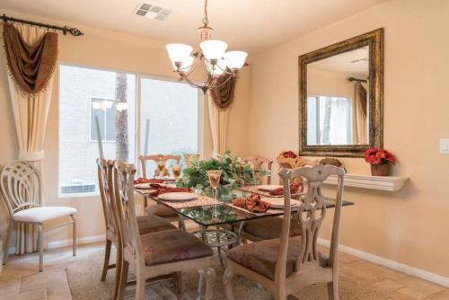 Elegant beautiful home With Pool & Heated Spa