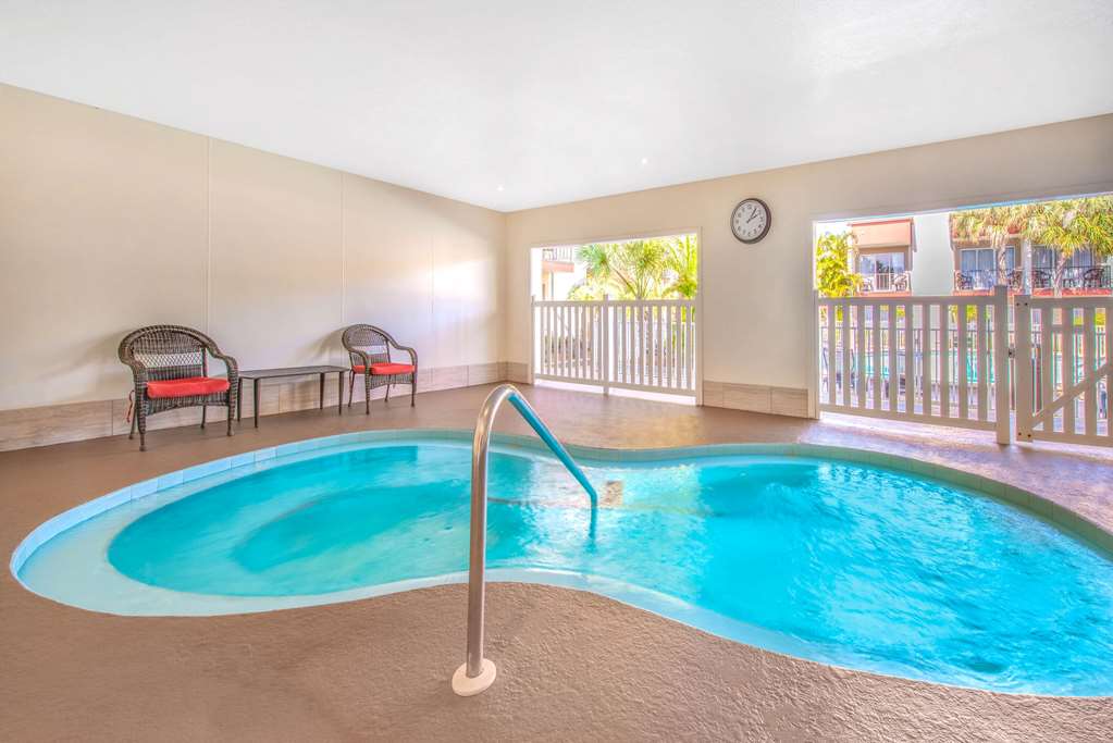 La Quinta Inn by Wyndham Clearwater Central - photo 9