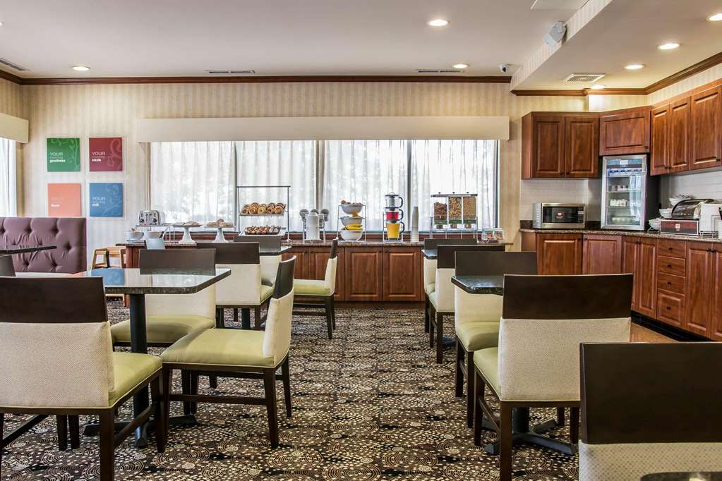 Comfort Suites Canton Detroit - photo 26