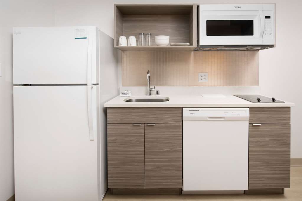 WoodSpring Suites Seattle Redmond - photo 9