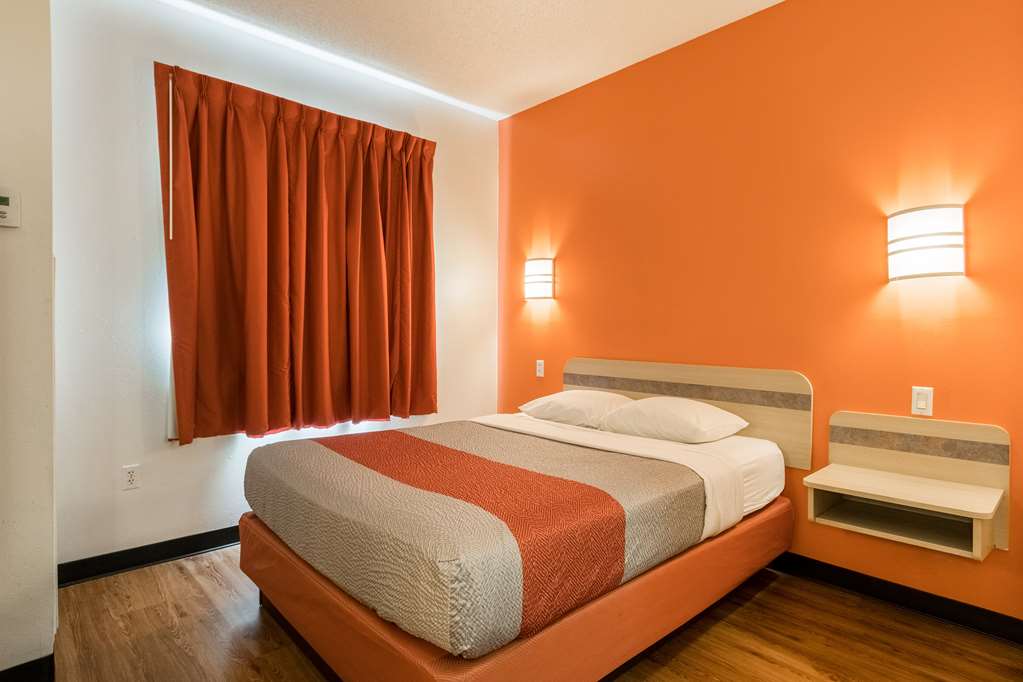 Motel 6 Newport TN - photo 17