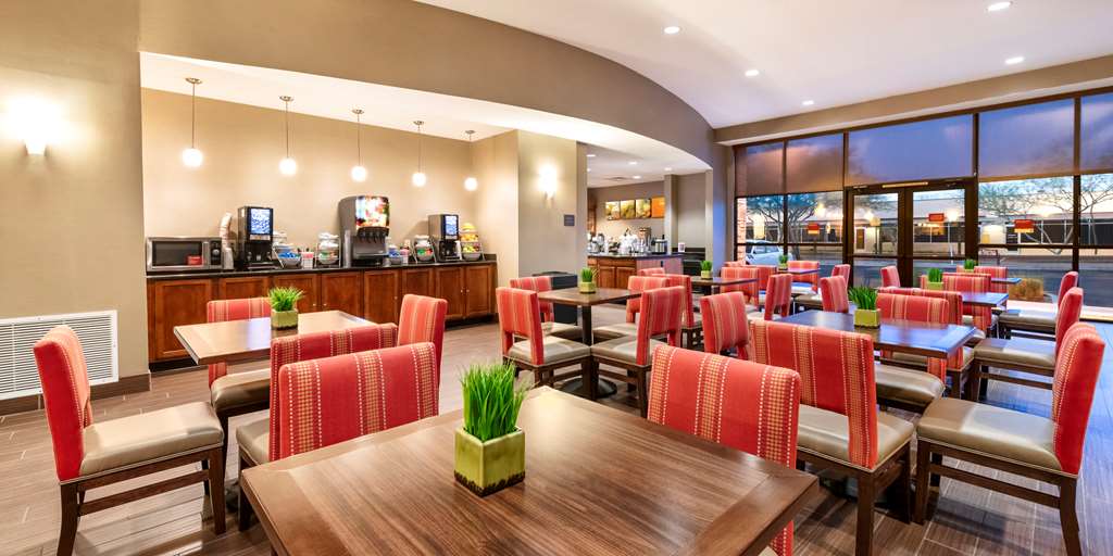 Comfort Suites Goodyear West Phoenix - photo 73