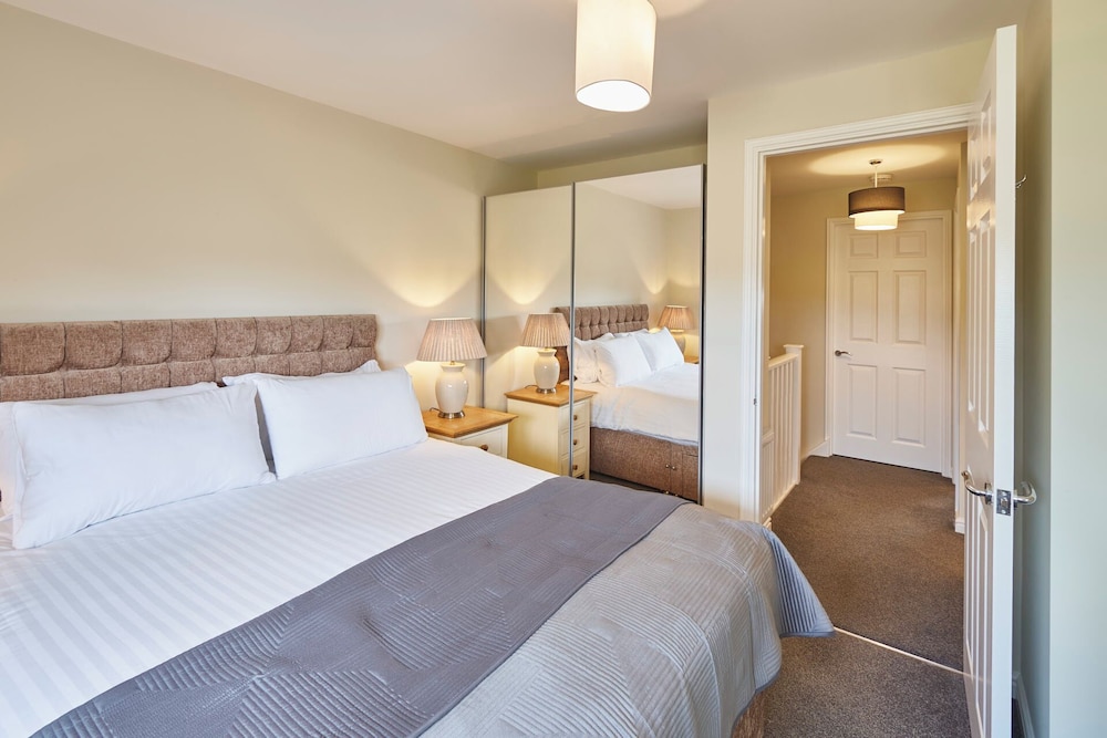 Host Stay Town House 18539000 — Seaham
