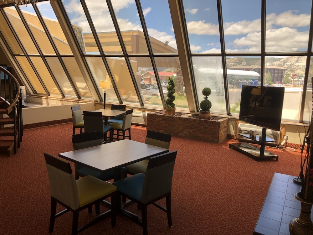 Four Points by Sheraton Rock Springs - photo 2