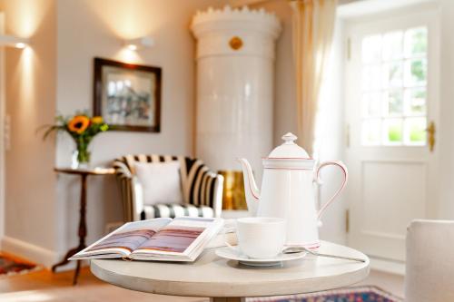 Sylter Seestern Haus Deichblick — 4-Star Luxury Hotel in Morsum, Germany