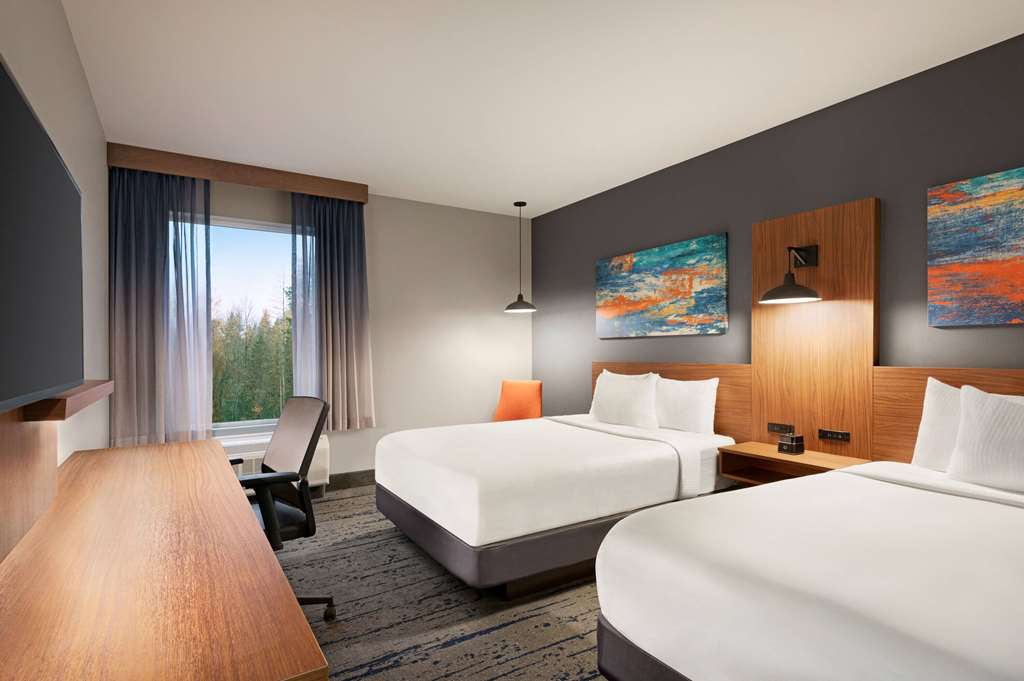 La Quinta Inn & Suites by Wyndham Marysville - photo 19