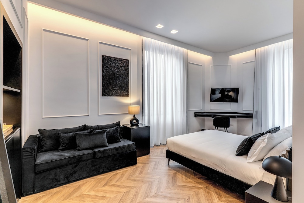 ArtPartment in Naples, Italy