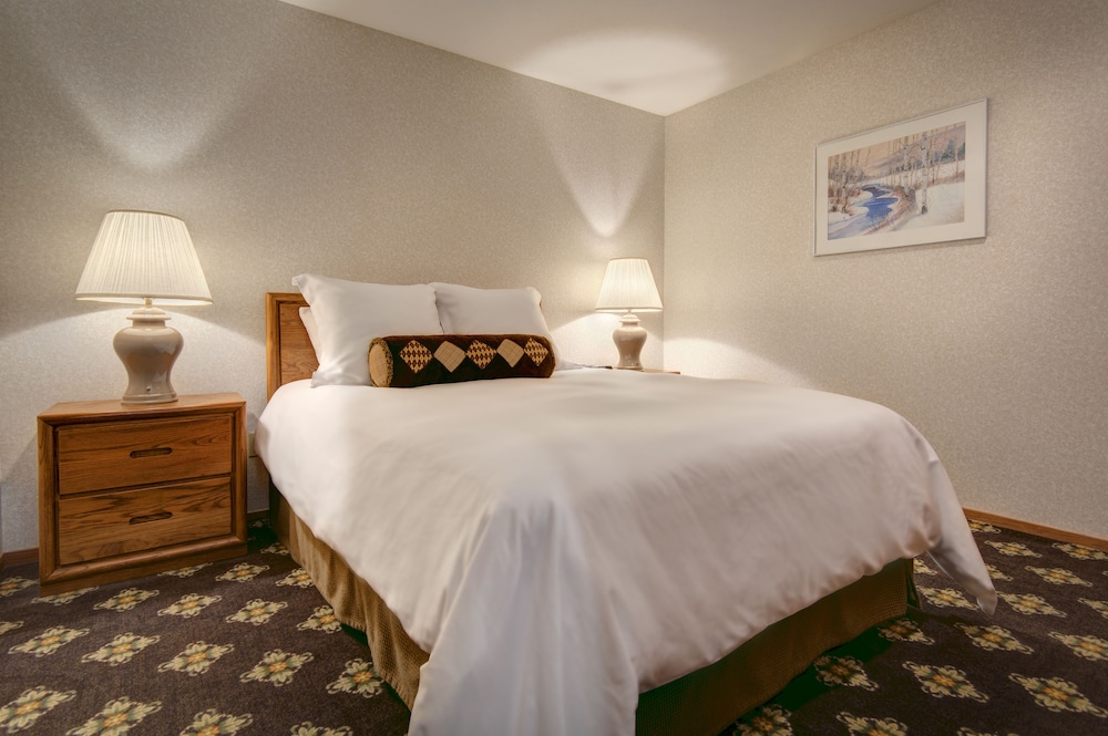 The Highlands at Harbor Springs - photo 24