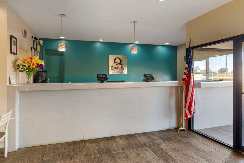 Best Western Ashburn Inn - photo 11