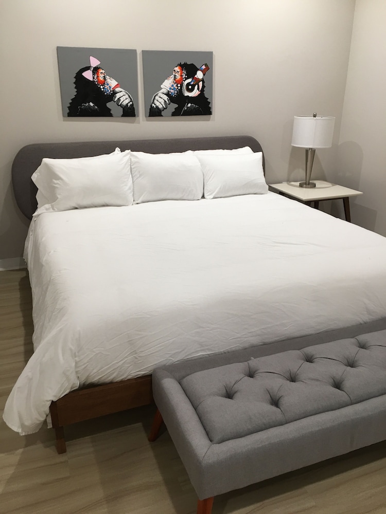 The Hotel at Huntington Square - photo 48