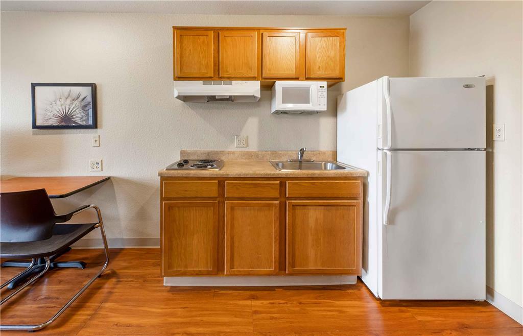 Extended Stay America Select Suites Phoenix Peoria Sun City - photo 18