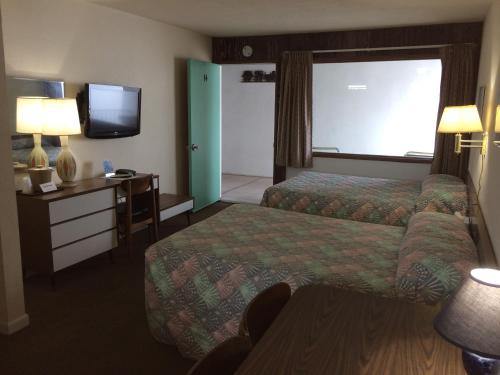 Crystal Sands Motel - photo 34