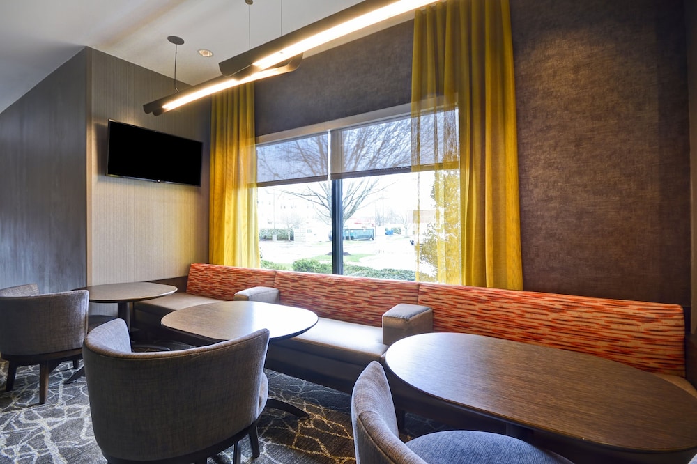 SpringHill Suites by Marriott Lexington Near the University of Kentucky - photo 2