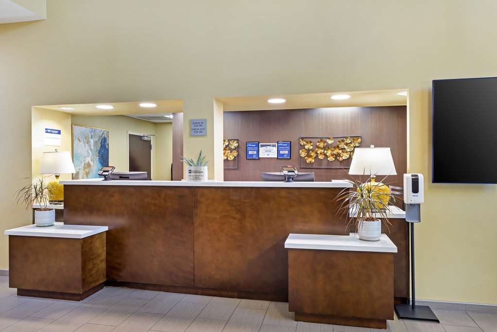 Best Western Plus Thornburg Inn & Suites - photo 3
