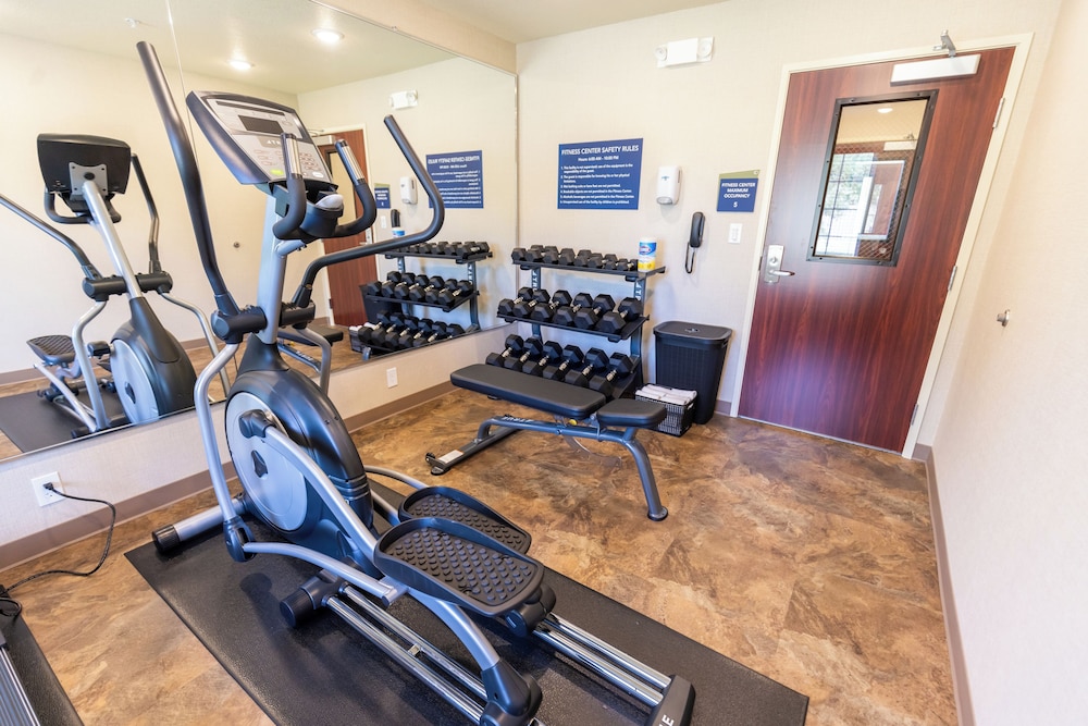 Cobblestone Inn & Suites Winters - photo 57