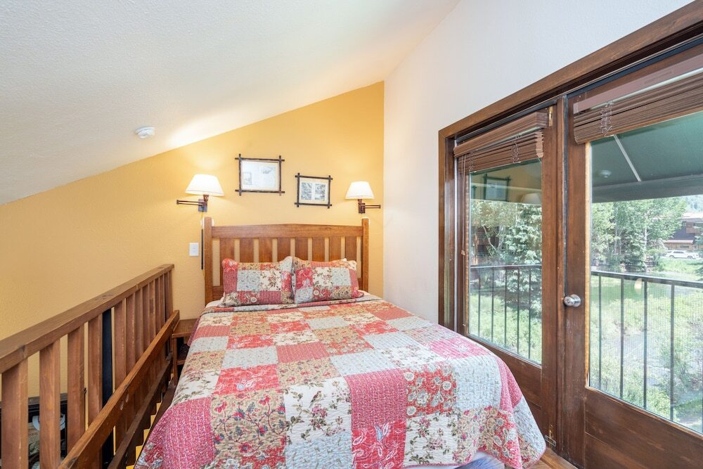 Manitou Lodge 6 Hotel Room by Alpine Lodging Telluride - photo 3