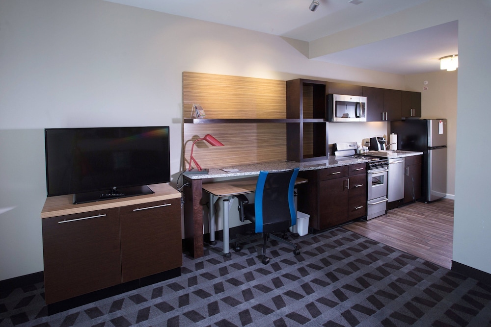 Towneplace Suites Southern Pines Aberdeen - photo 11