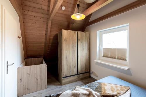 Ferienhaus Knechtsand 09 — 4-Star Luxury Hotel in Dorum, Germany