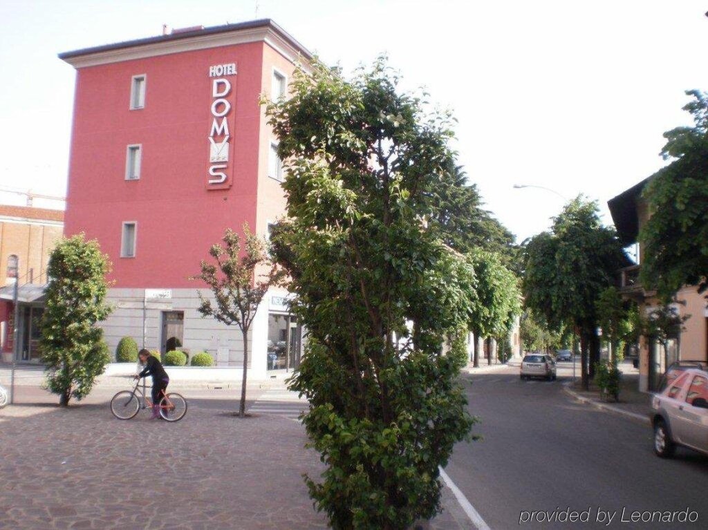 Domus Hotel Expo — hotel in Parabiago