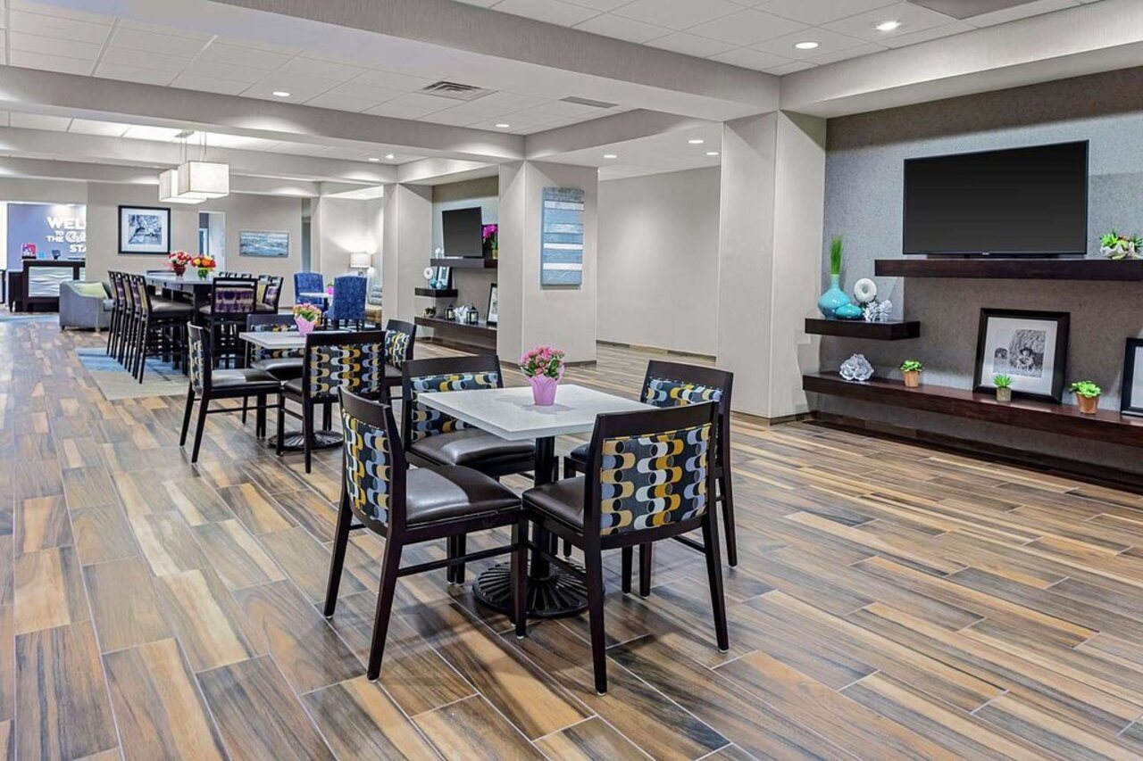 Hampton Inn Cranbury - photo 3