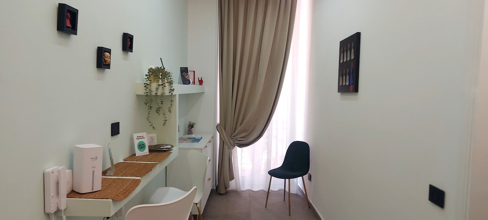 Pignasecca Domus - carbon neutral hotel in Naples