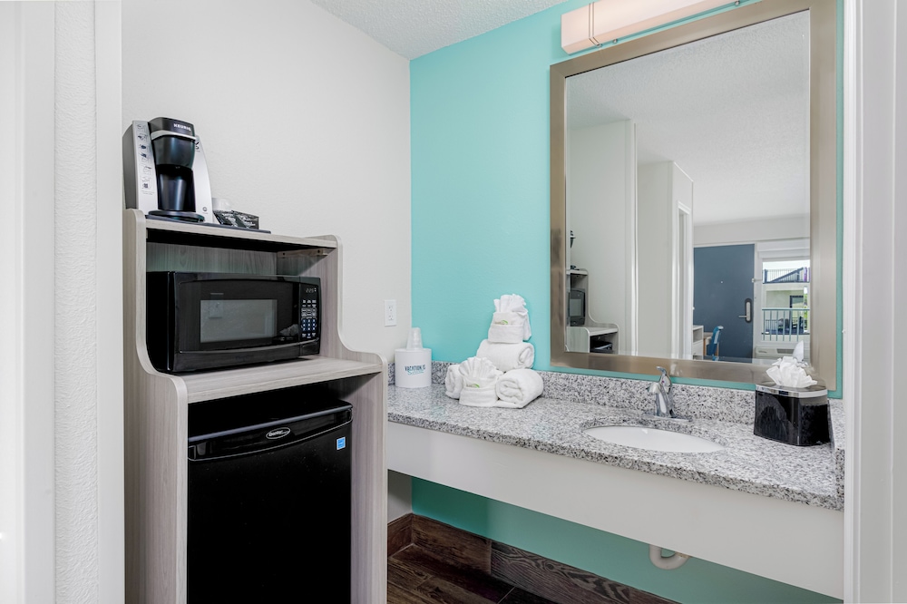 Surf & Sand Hotel - photo 29