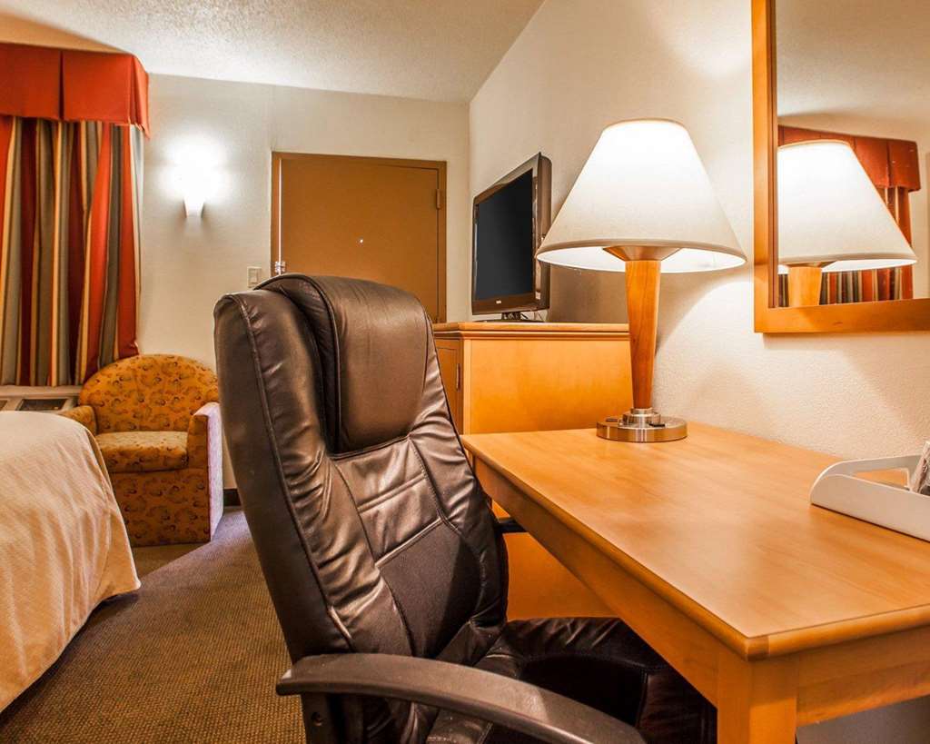 Rodeway Inn Point Pleasant Beach - photo 8