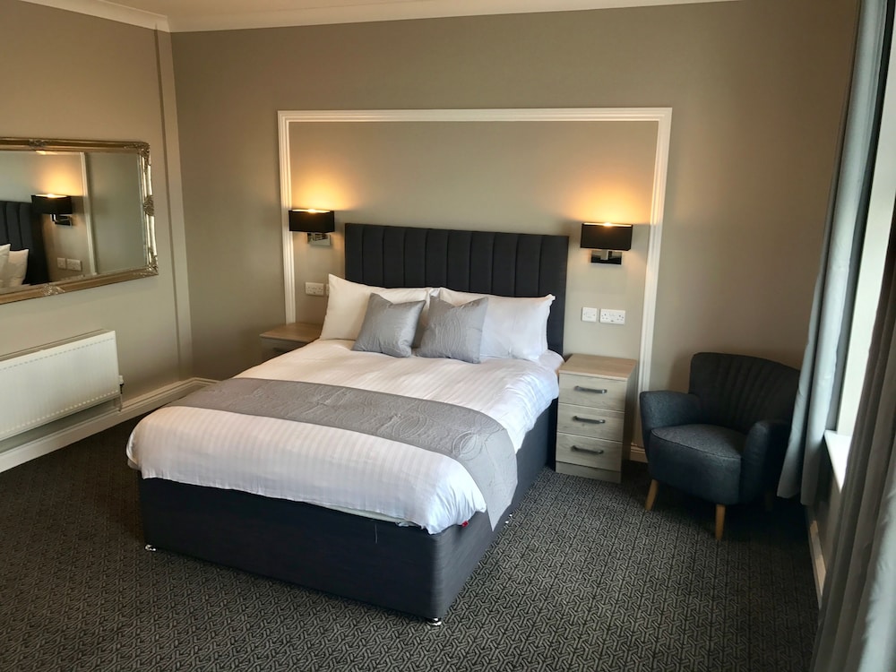 The Raven Hotel Inn — hotel in Corby