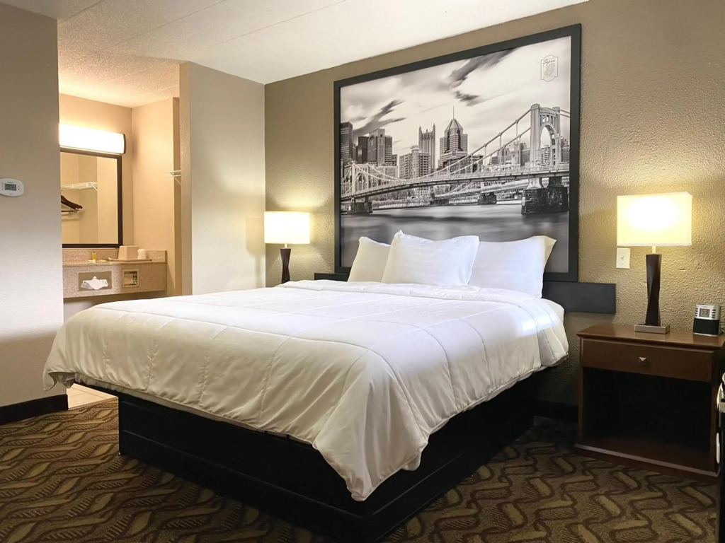 Super 8 by Wyndham Greensburg Latrobe - photo 5